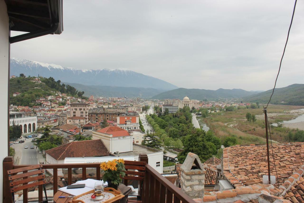 Guesthouse Arjan Berat Kültér fotó