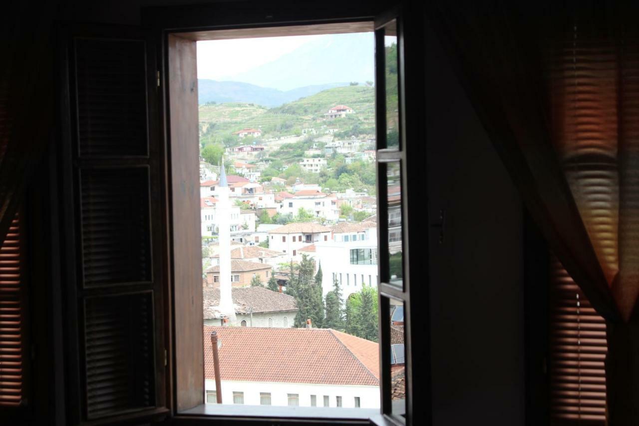 Guesthouse Arjan Berat Kültér fotó