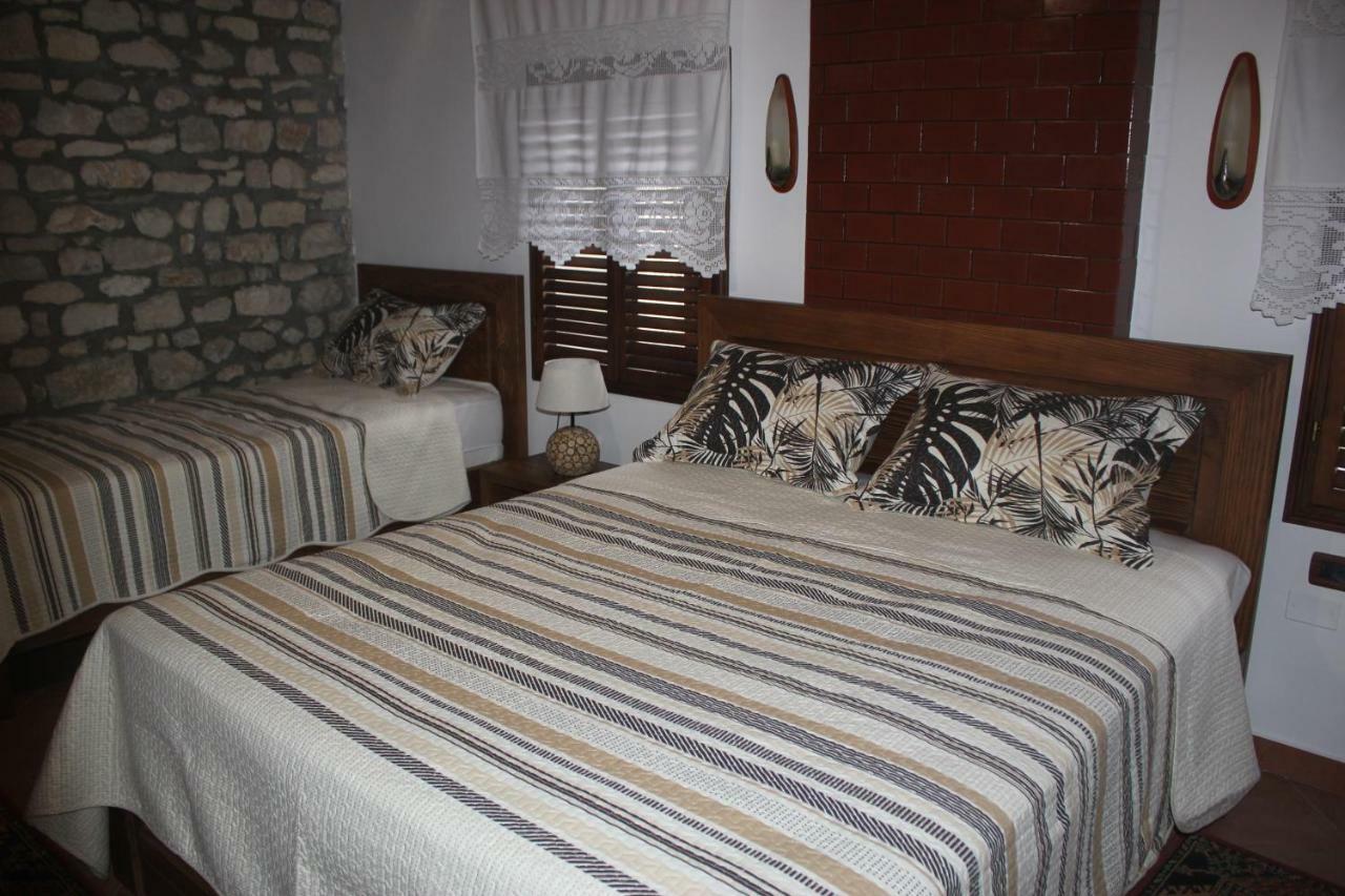 Guesthouse Arjan Berat Kültér fotó
