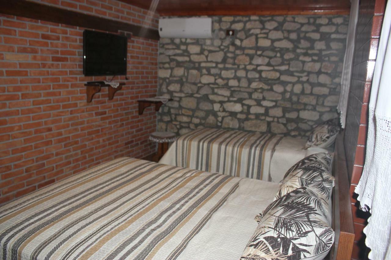 Guesthouse Arjan Berat Kültér fotó