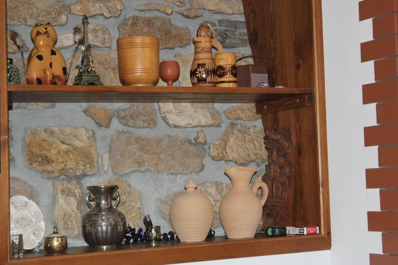 Guesthouse Arjan Berat Kültér fotó